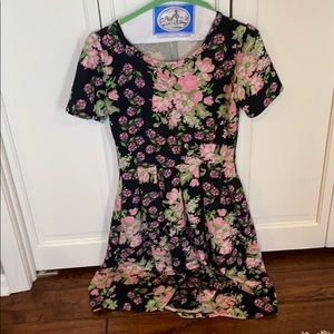 Beautiful floral Amelia